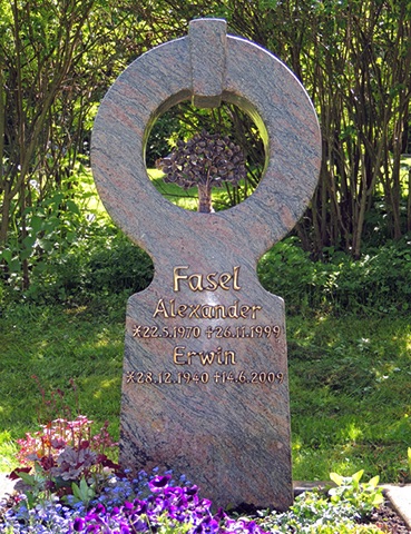 Familiengrab 003